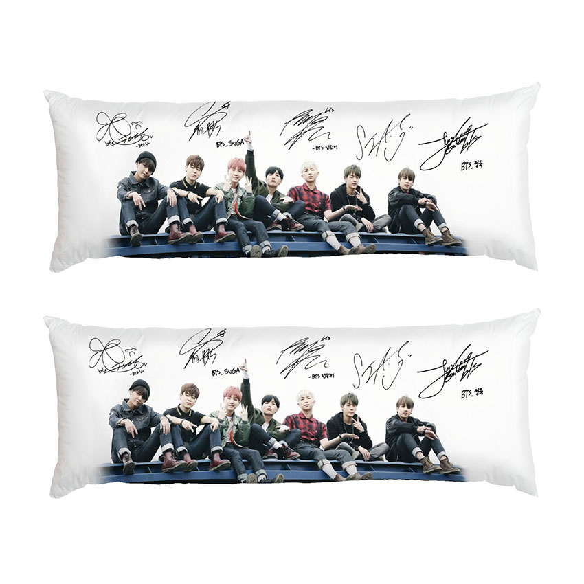 Группа BTS с автографами