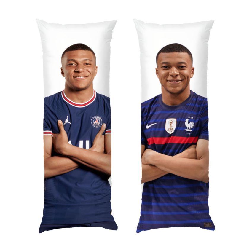 Кіліан Мбаппе у спортивній формі Kylian Mbappé Lottin in sportswear