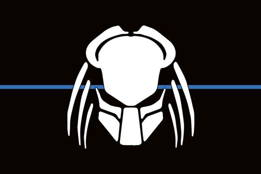 Прапор зведеної стрілецької бригади «Хижак» Департаменту патрульної поліції МВС України чорний