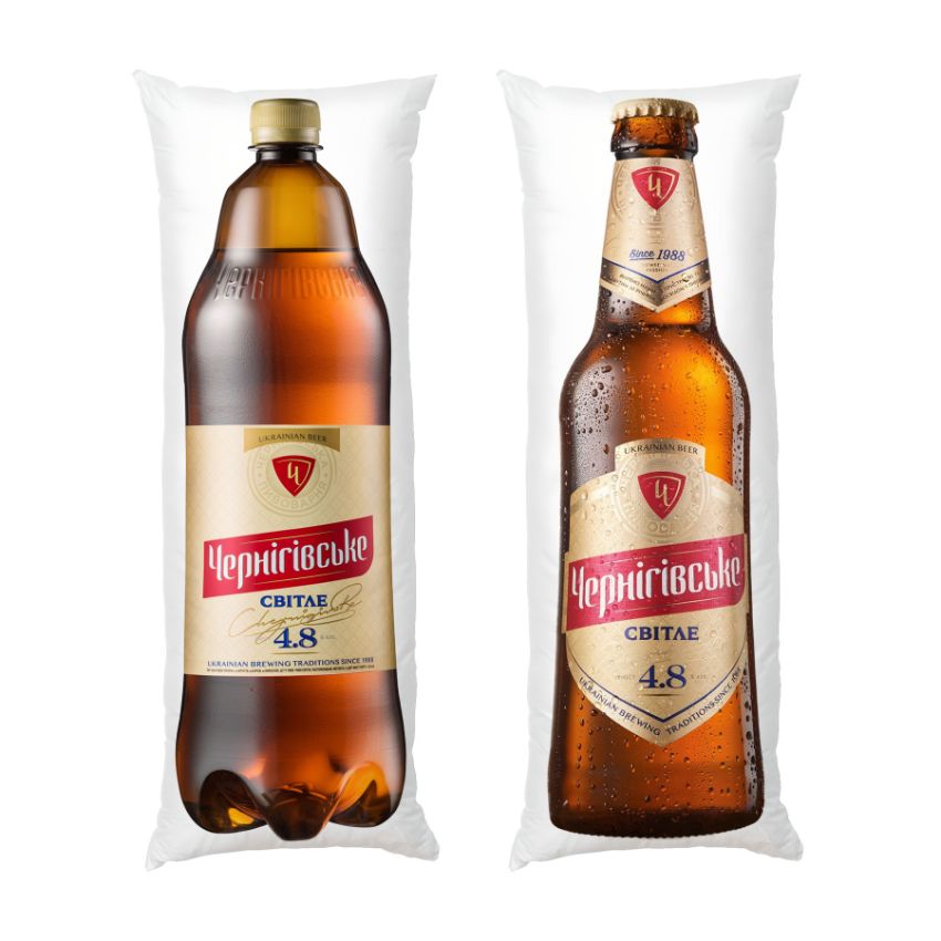 Пиво Черниговское Пластиковая и стеклянная бутылка Chernihivske beer Plastic and glass bottle